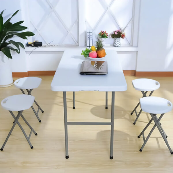Plastic Portable Picnic Table with 4 Chairs