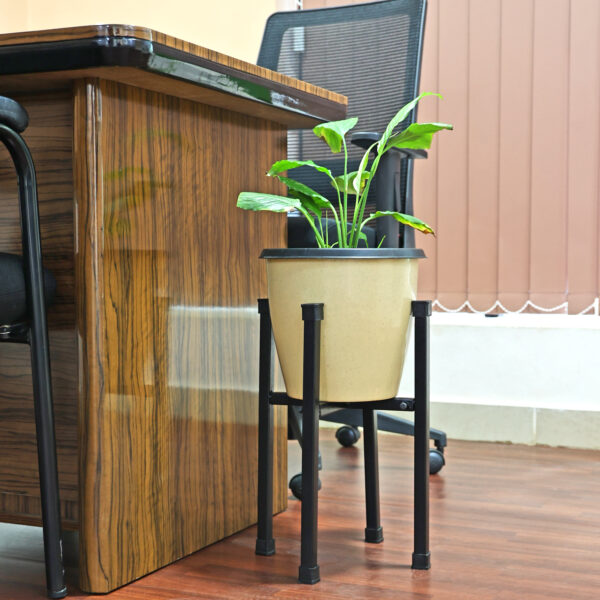 Metal Expandable Planter Stand